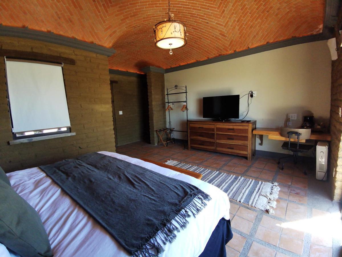 Camino De Vinos Hotel